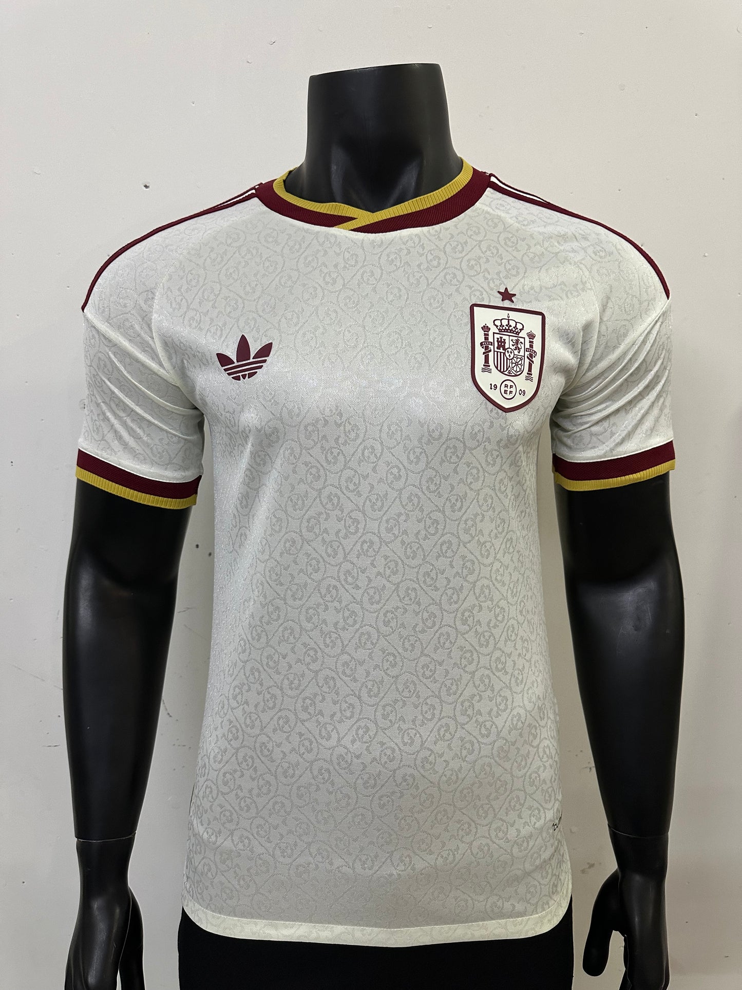 Spain 26 Away Football Jersey